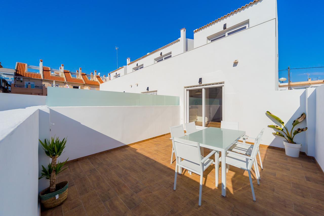 Apartamentos El Abuelo Torrevieja Exterior foto
